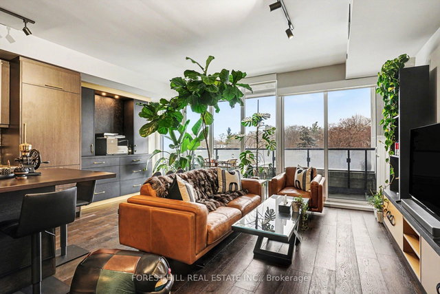 406 - 3018 Yonge Street