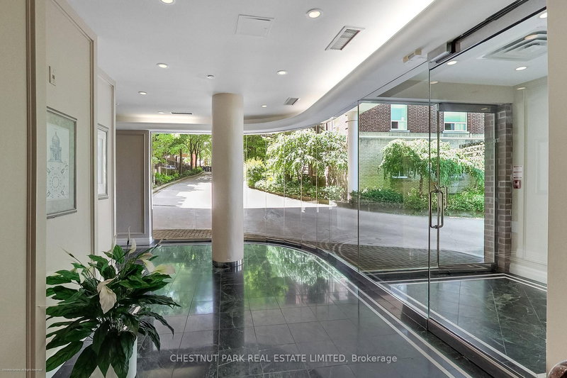 201 - 97 Lawton Blvd, Toronto, M4V 1Z6 | Image 3