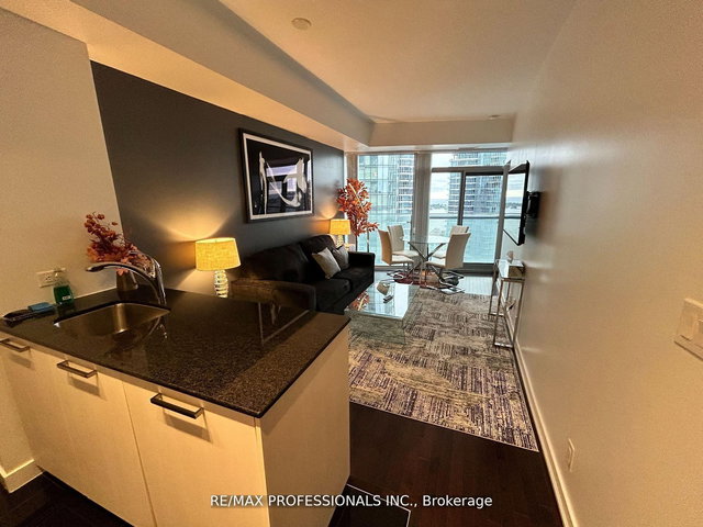 2503 - 12 York Street