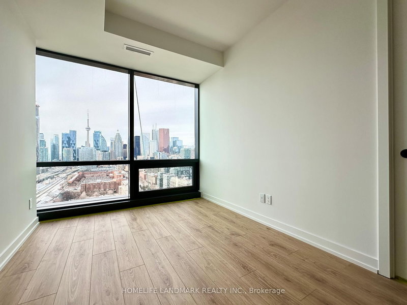 home for lease on 2807-35 Parliament Street