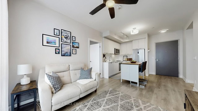 503 - 38 Forest Manor Road