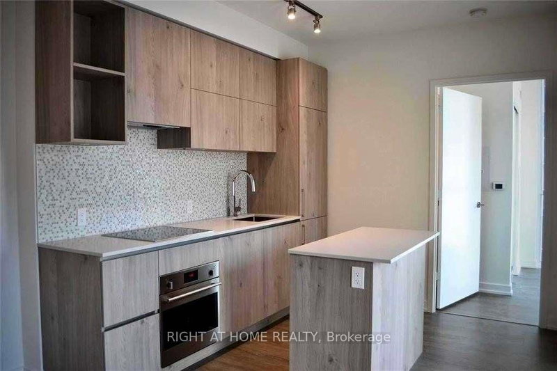 708 - 1 Yorkville Ave, Toronto, M4W 1L1 | Image 2