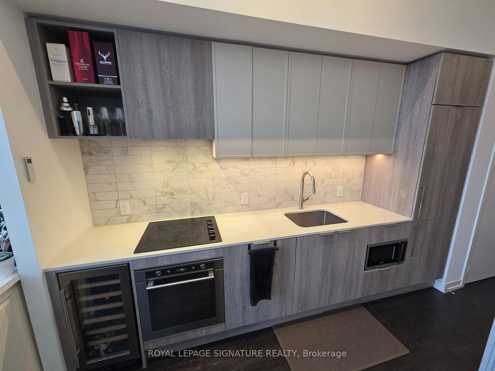 Condo for sale at 210-2020 Bathurst Street, Toronto, Ontario, M5P 0A6 - Humewood-Cedarvale - MLS: C12838060