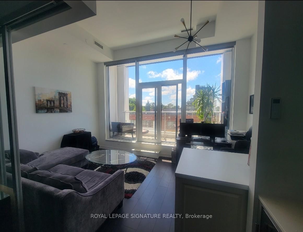2020 Bathurst Street, Unit 210