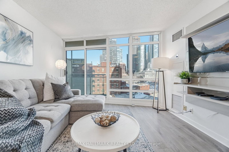 708 - 397 Front St W, Toronto, M5V 3S1 | Image 3