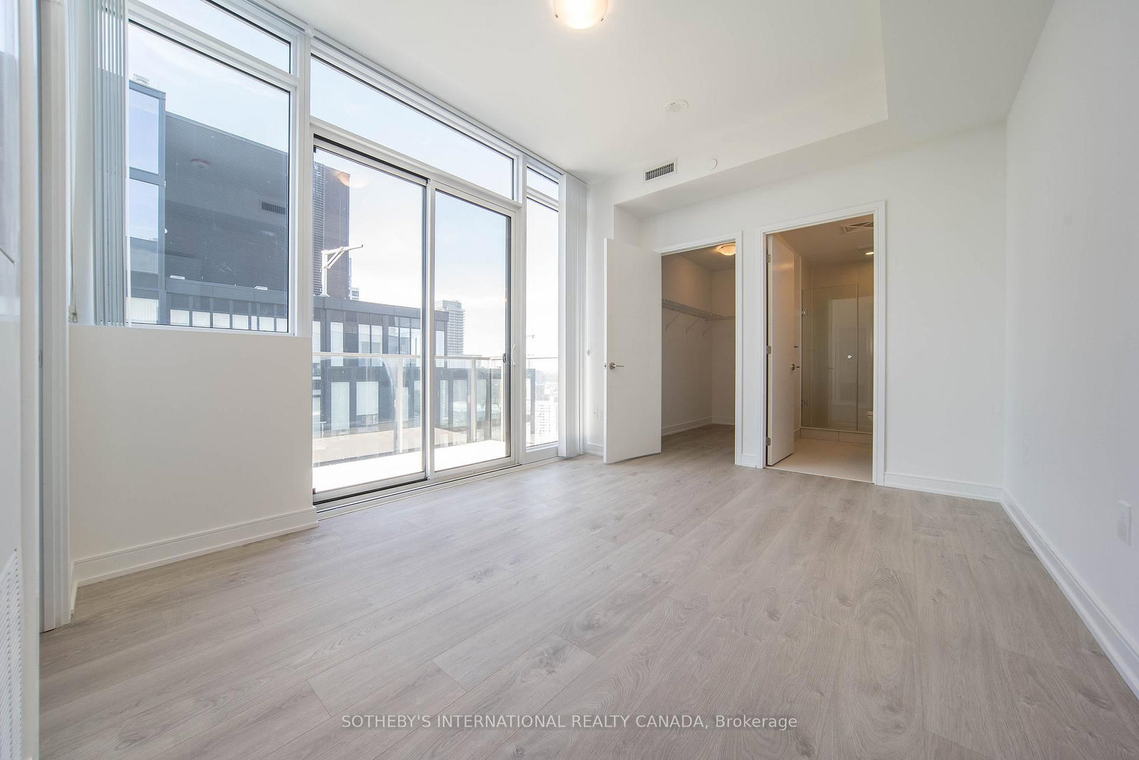 50 Wellesley Street E, Unit PH10 - Photo 22