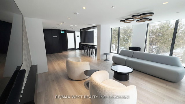 630 - 500 Wilson Avenue