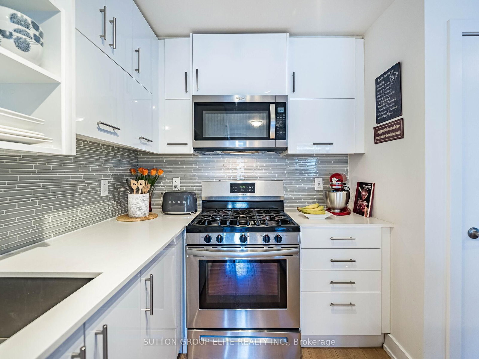 Townhouse for sale at 106-128 Fairview Mall Drive, Toronto, Ontario, M2J 0E8 - Don Valley Village - MLS: C12840506