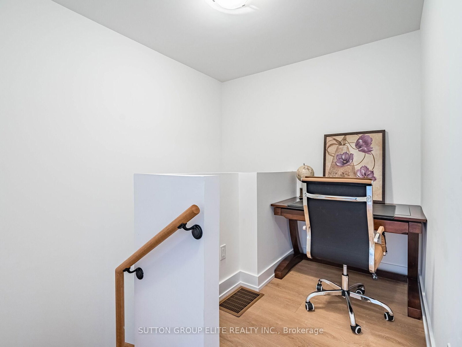 Townhouse for sale at 106-128 Fairview Mall Drive, Toronto, Ontario, M2J 0E8 - Don Valley Village - MLS: C12840506