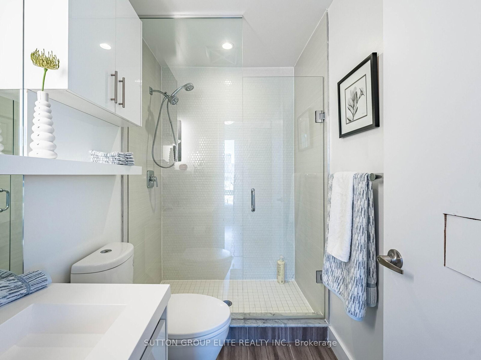 Townhouse for sale at 106-128 Fairview Mall Drive, Toronto, Ontario, M2J 0E8 - Don Valley Village - MLS: C12840506