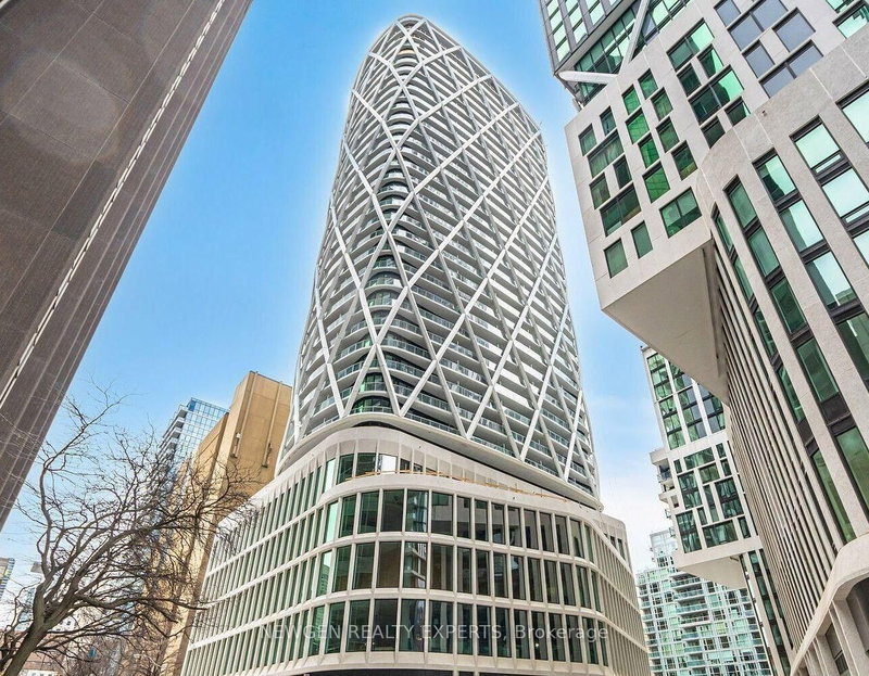 home for lease on 3316-230 Simcoe Street