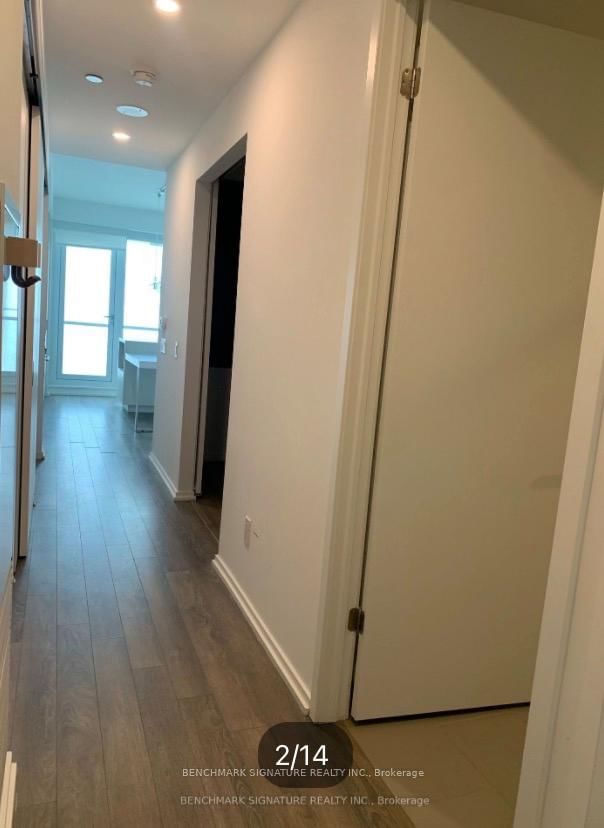 5404 - 197 Yonge St, Toronto, M5B 0C1 | Image 3