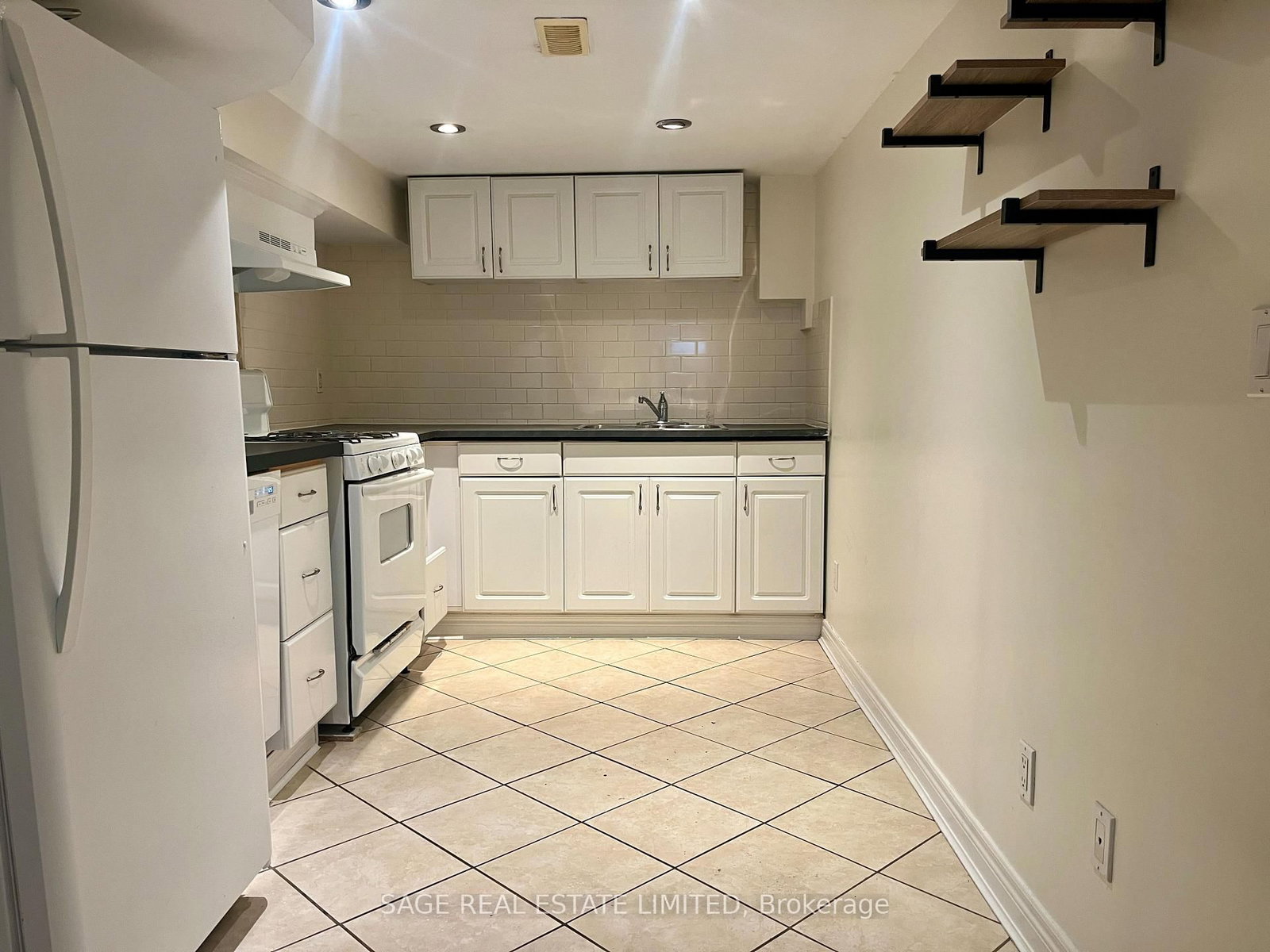 Semi-Detached House for lease at Lower-417 Crawford Street, Toronto, Ontario, M6G 3J7 - Palmerston-Little Italy - MLS: C12841574