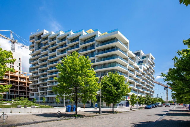 319 - 118 Merchants' Wharf