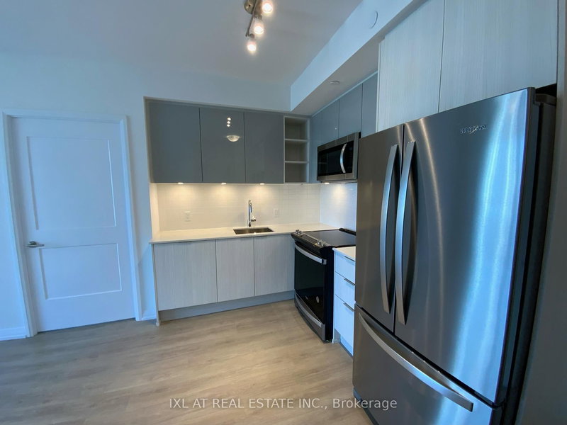 2618 - 50 Dunfield Ave, Toronto, M4S 3A4 | Image 2