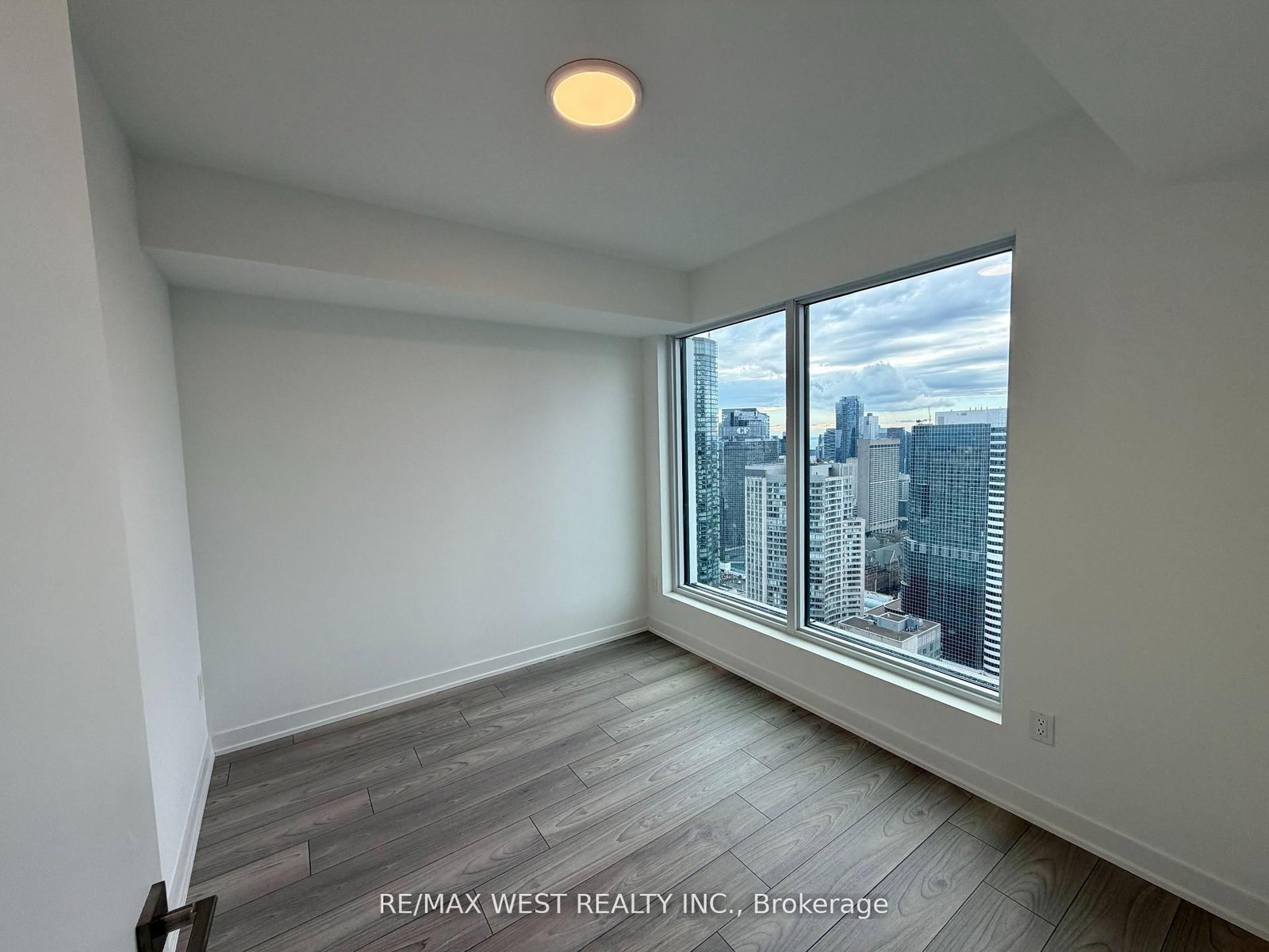 252 Church Street, Unit 5301 - Photo 15