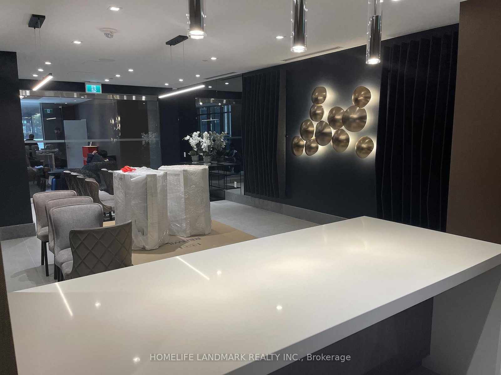 8 Widmer Street, Unit 3215 - Photo 21