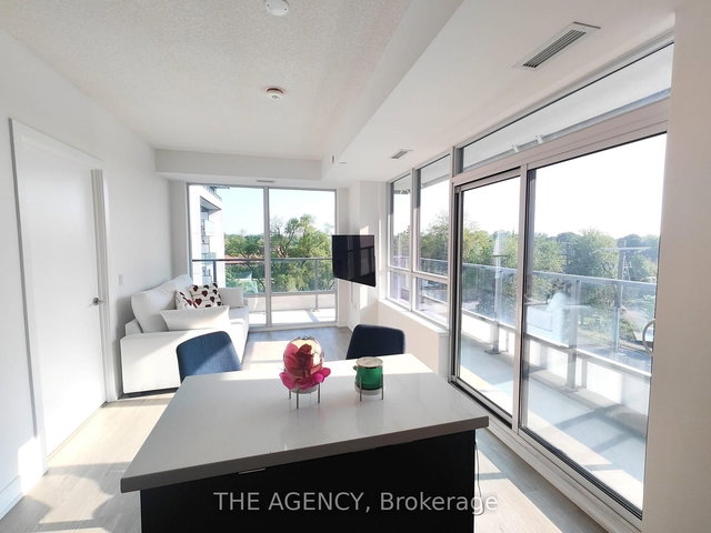 305 - 2 TEAGARDEN Court