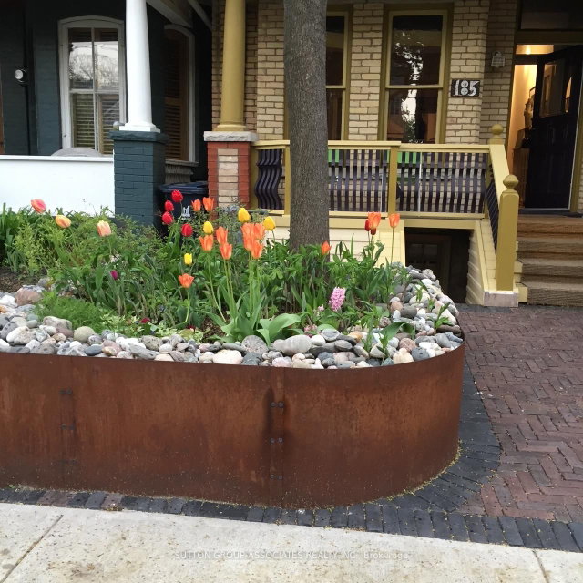 185 Major Street