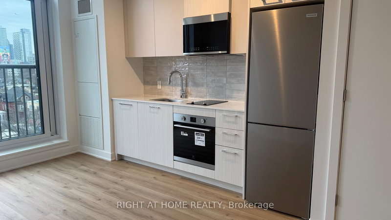 home for lease on 627-30 dreamers Way