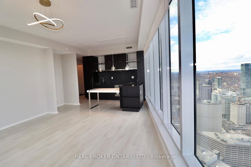 5902 - 197 Yonge St, Toronto, M5B 1M4 | Image 3