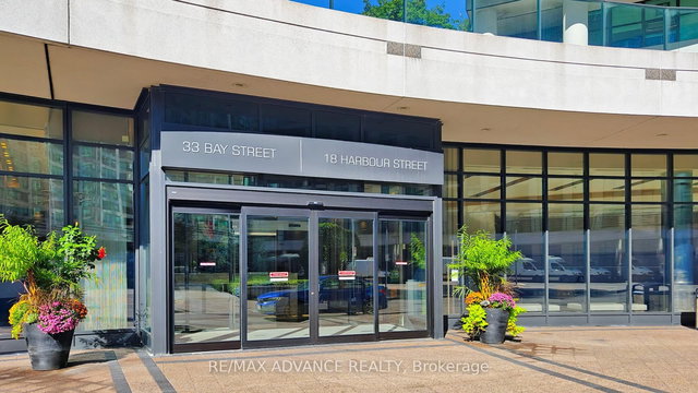 4713 - 33 Bay Street