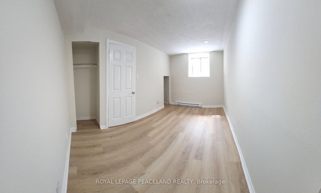 4 - 556 Spadina Crescent