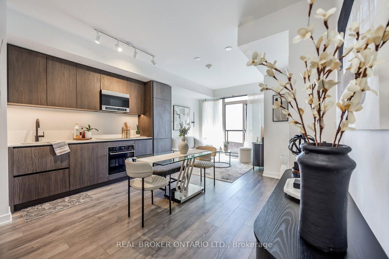 2101S - 127 Broadway Avenue