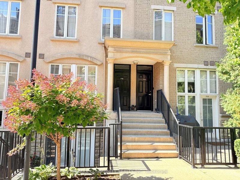 716 - 42 Western Battery Rd E, Toronto, M6K 3P1 | Image 2