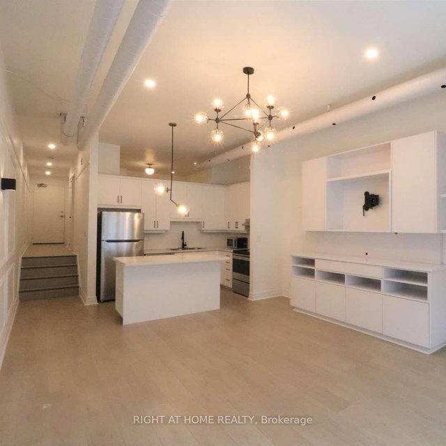 203 - 766 King Street