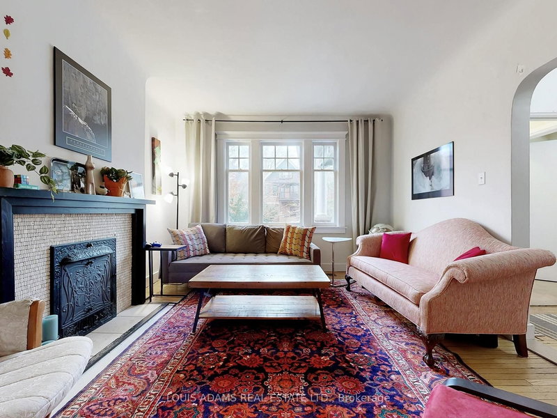 499 Palmerston Blvd, Toronto, M6G 2P2 | Image 2