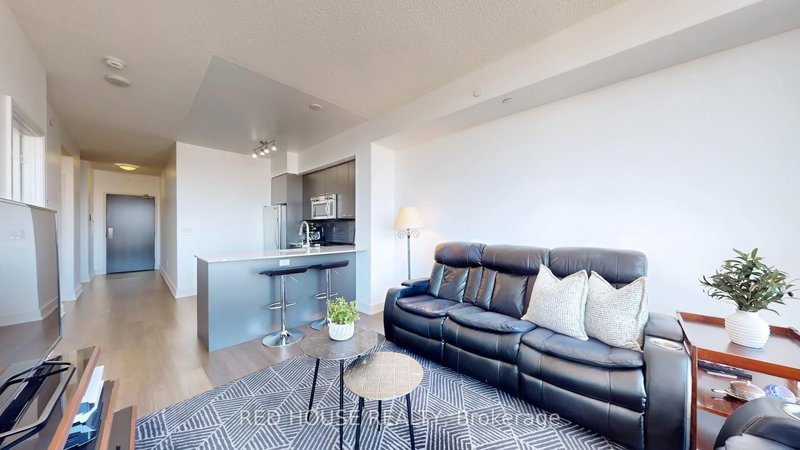 home for lease on 1708-88 Sheppard Avenue E