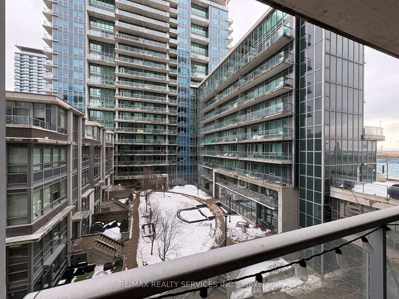 home for lease on 416-59 East Liberty Street