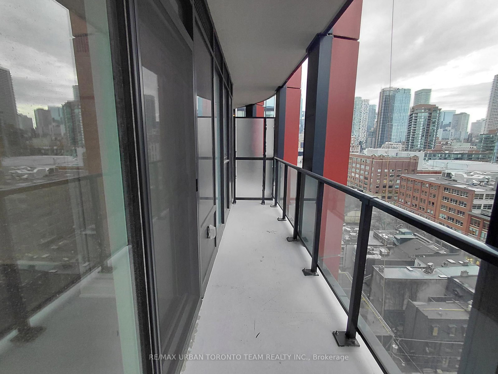 Condo for lease at 1615-180 Front Street, Toronto, Ontario, M5A 0A9 - Moss Park - MLS: C12846666