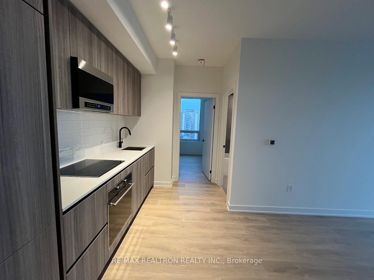 1709-117 Broadway Avenue, Toronto, ON, photo 4