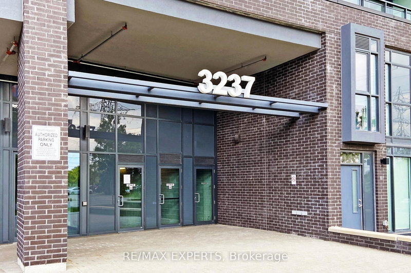 Th 106 - 3237 Bayview Ave, Toronto, M2K 2J7 | Image 2