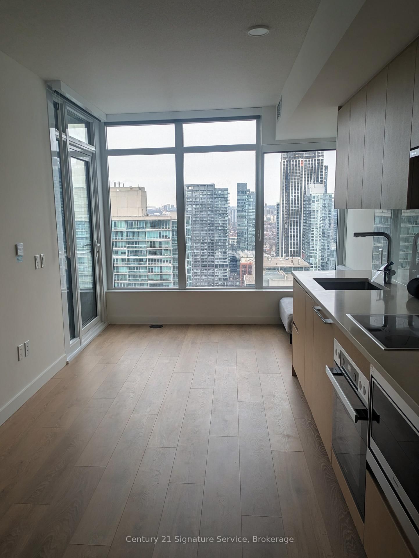 1 Concord Cityplace Way, Unit 3812 - Photo 6