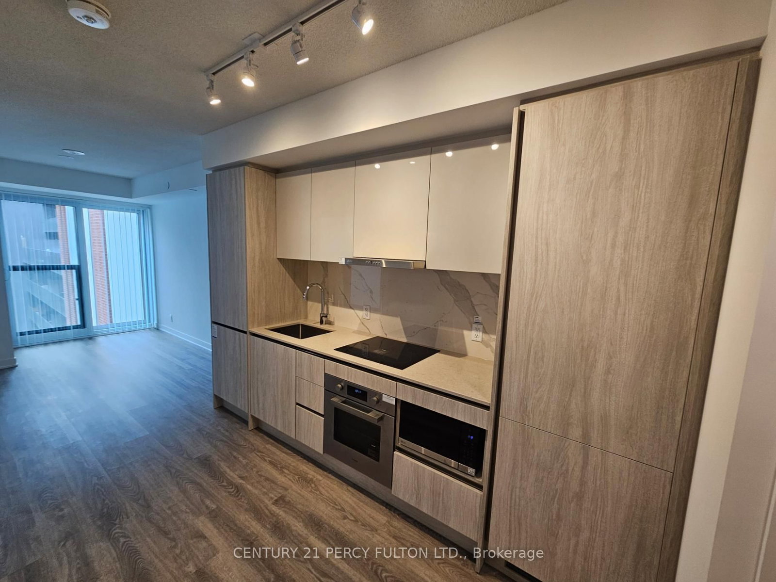 Condo for lease at 906-180 Front Street, Toronto, Ontario, M5A 0A9 - Moss Park - MLS: C12848618