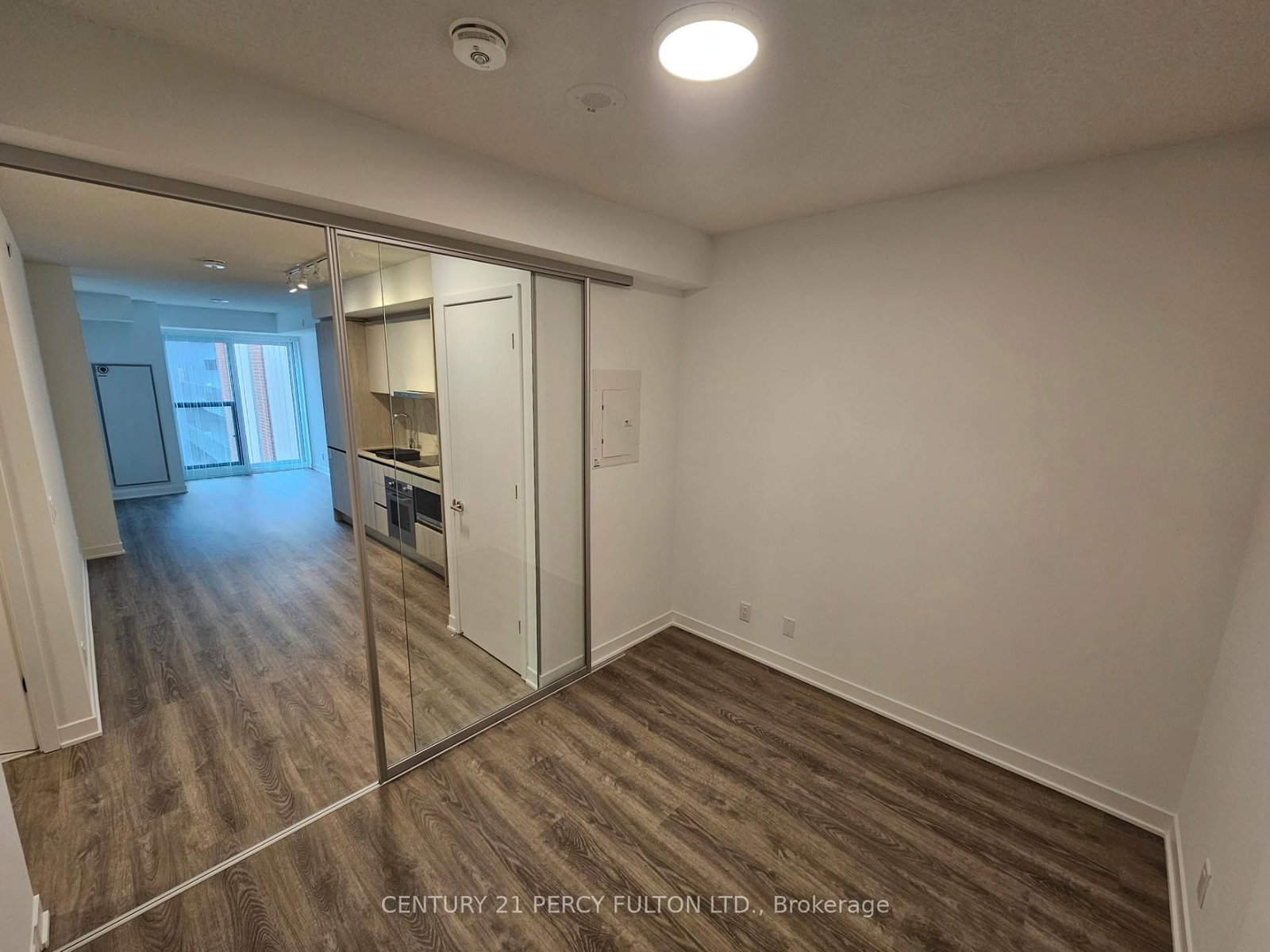 Condo for lease at 906-180 Front Street, Toronto, Ontario, M5A 0A9 - Moss Park - MLS: C12848618