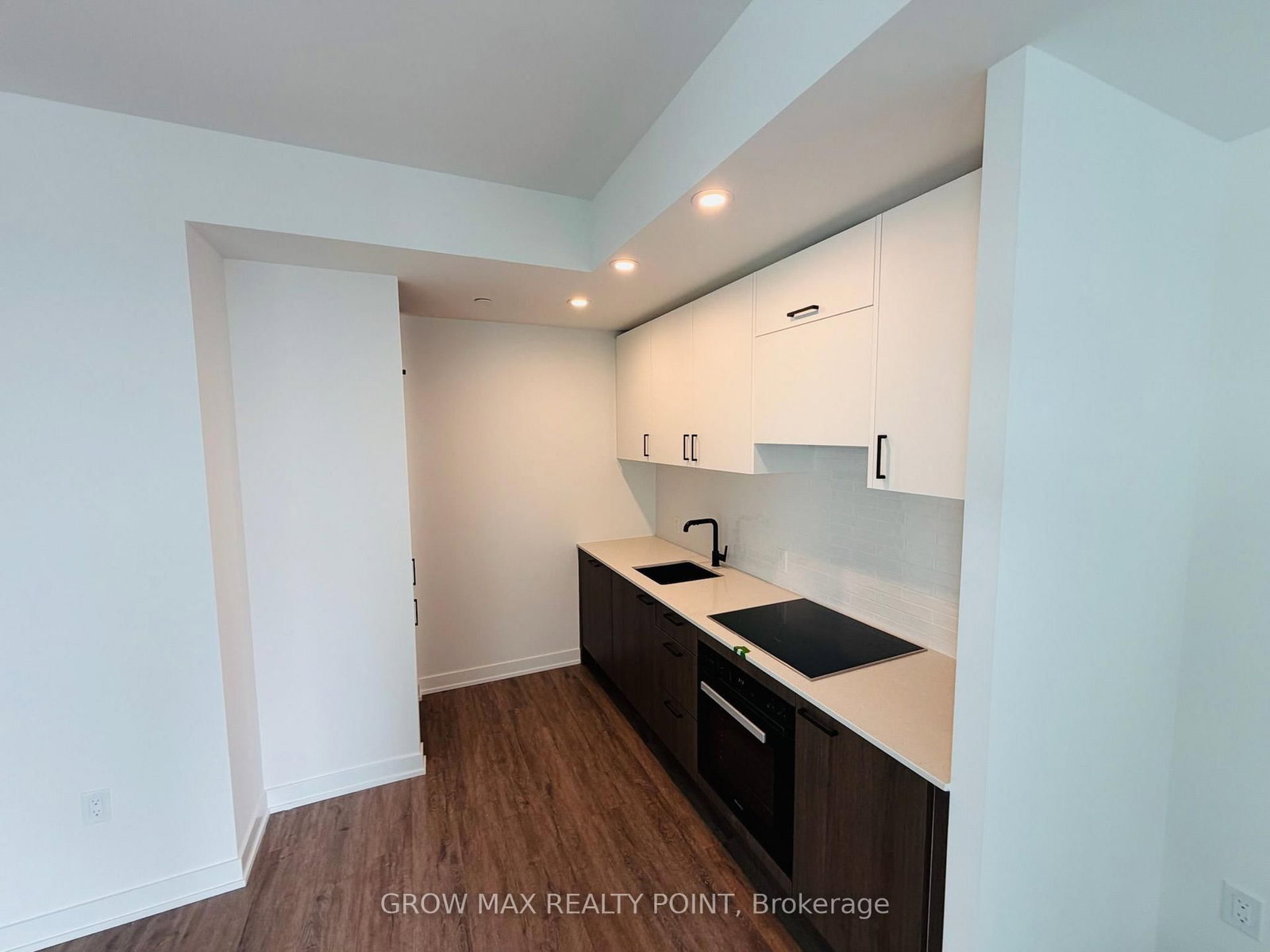 1 Quarrington Lane, Unit 1605 - Photo 2