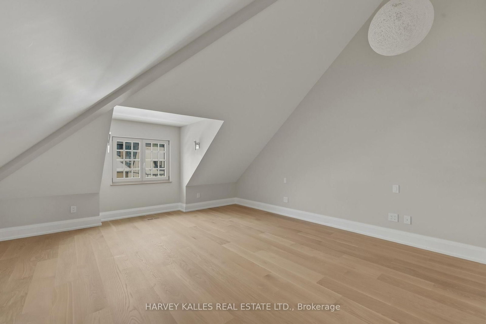 94B Admiral Road • Toronto, ON photo 32