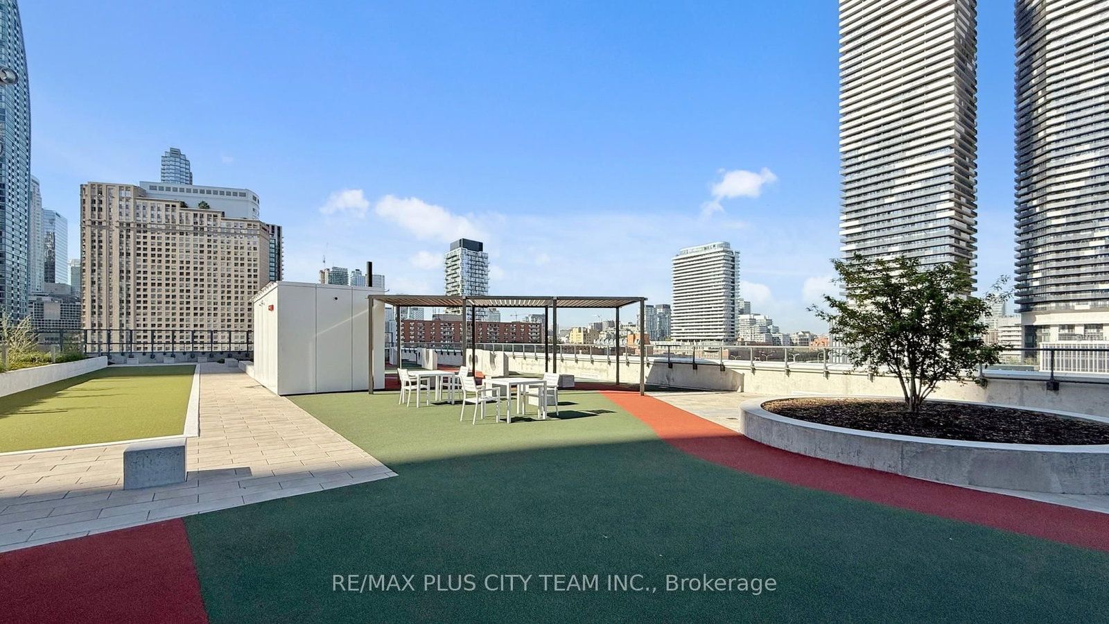 28 Freeland Street, Unit 4205 - Photo 24