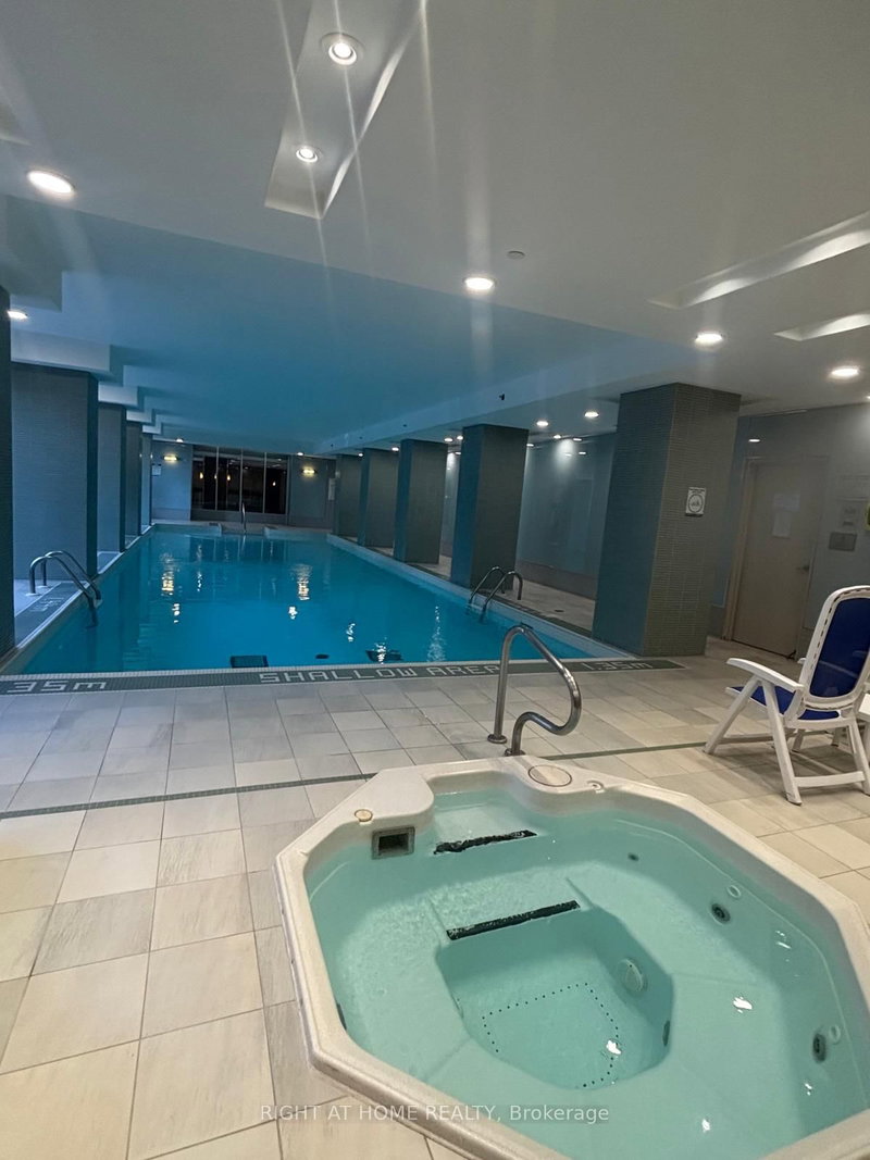 1103 - 10 Northtown Way E, Toronto, M2N 7L4 | Image 3