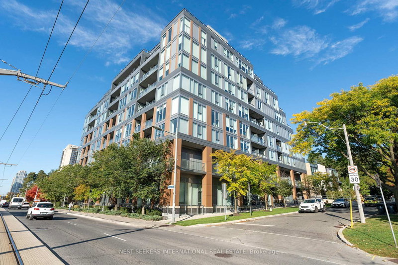 303 - 6 Parkwood Ave, Toronto, M4V 1V1 | Image 2