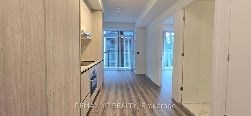 home for lease on 1616-180 Front Street E