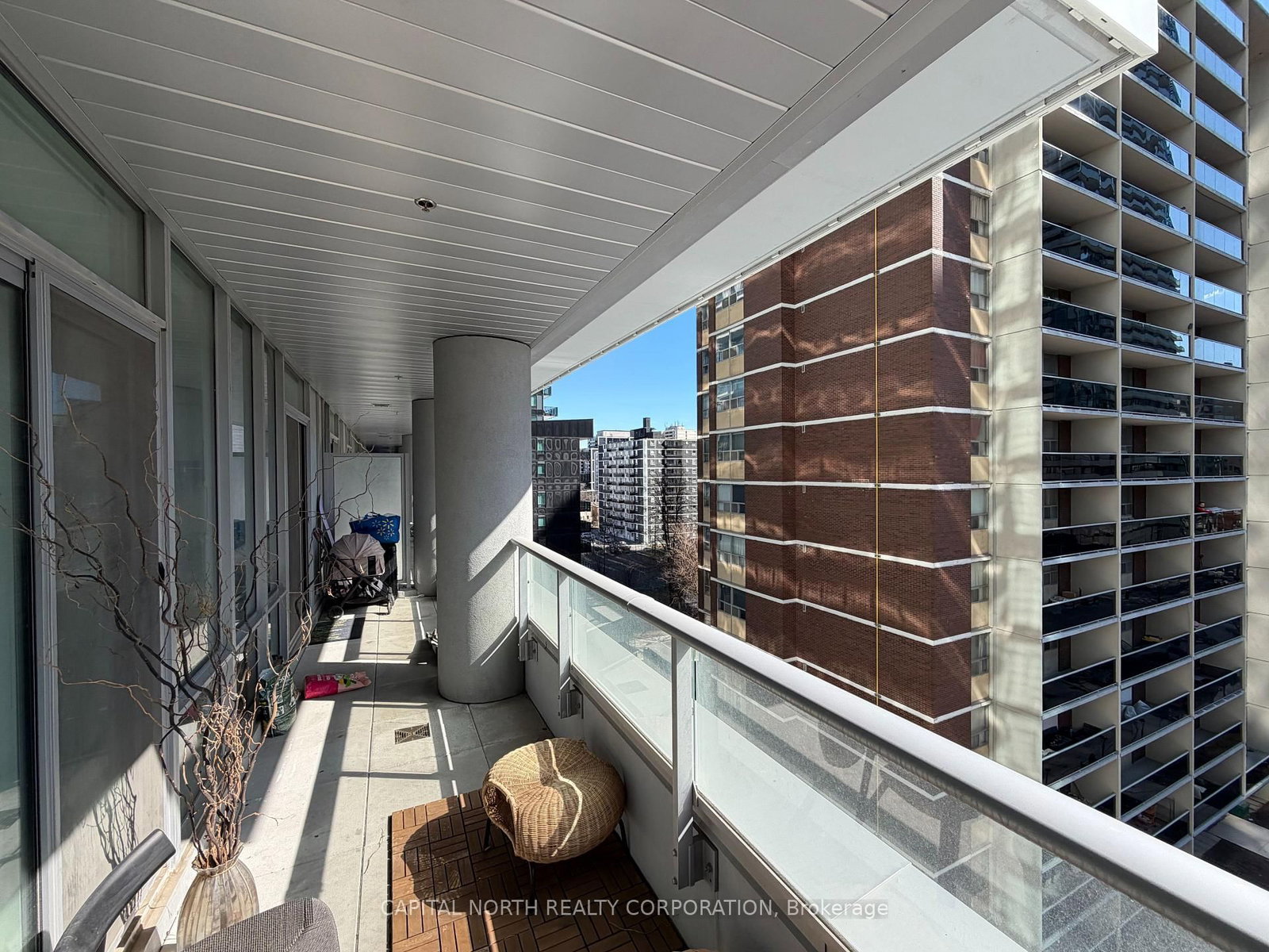Condo for lease at 610-195 Redpath Avenue, Toronto, Ontario, M4P 0E4 - Mount Pleasant West - MLS: C12851650