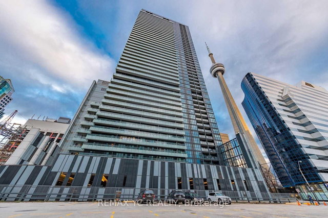 4203 - 300 Front Street W