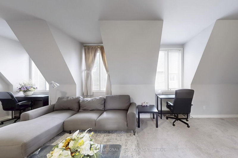 Coach house - 52 Post Rd, Toronto, M3B 1H8 | Image 3