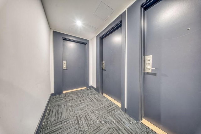 302 - 3237 Bayview Avenue W