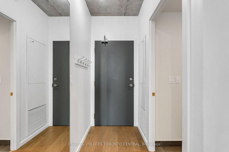 310 - 21 Lawren Harris Sq, Toronto, M5A 0T4 | Image 3